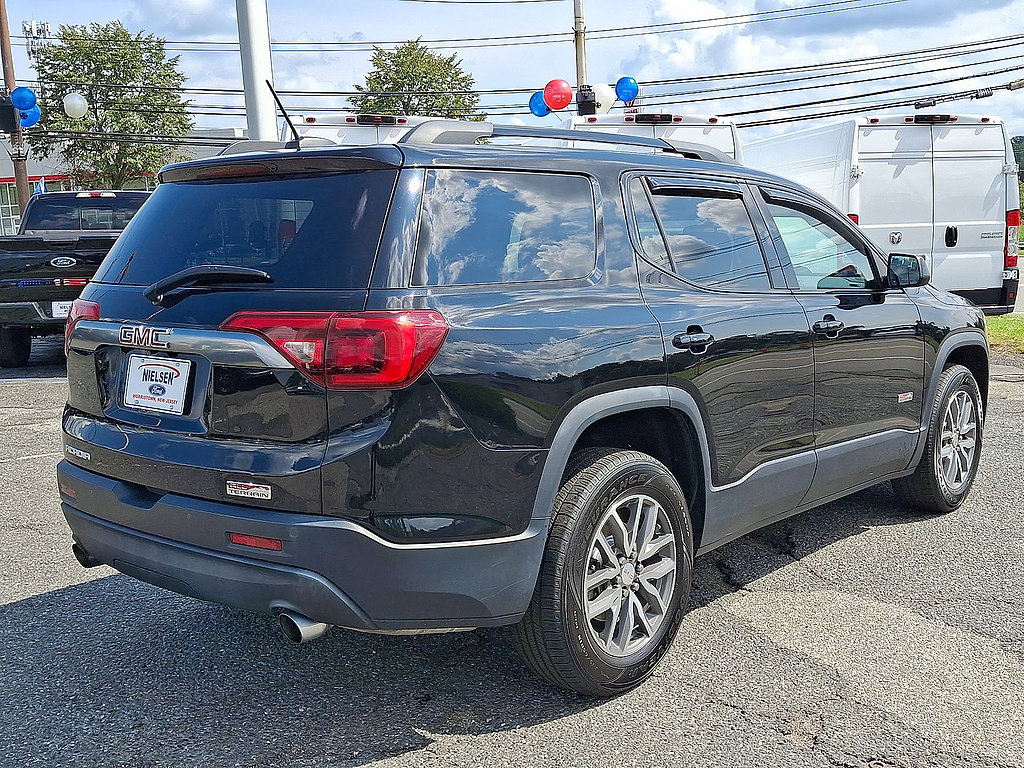 Used 2017 GMC Acadia SLE w/ Driver Alert Package I AWD/4WD image 31