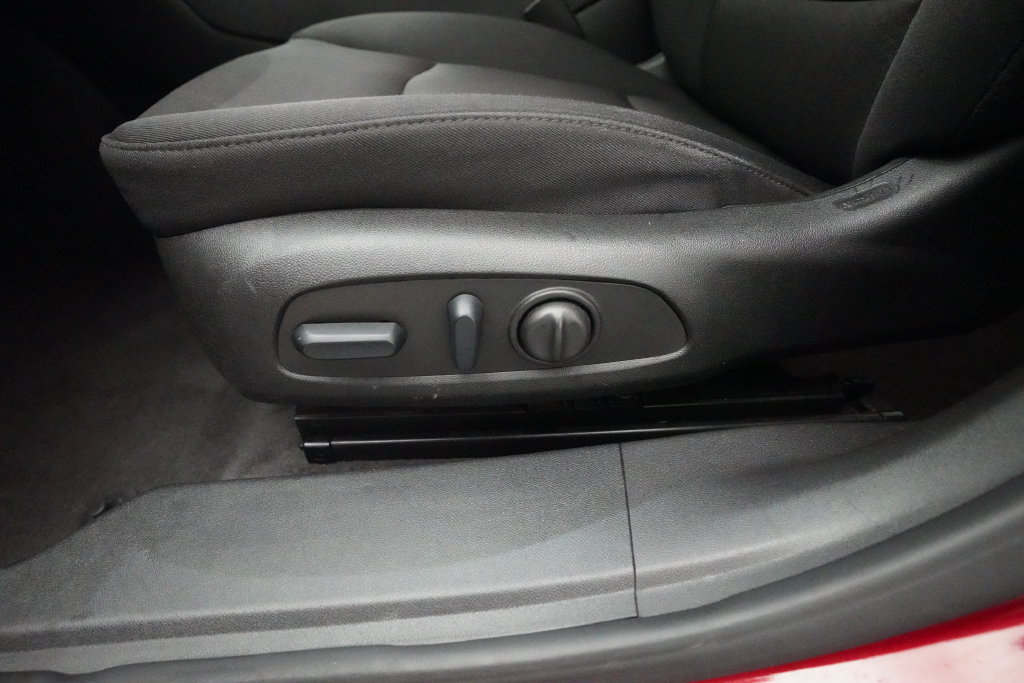Used 2025 Chevrolet Malibu LT FWD image 27