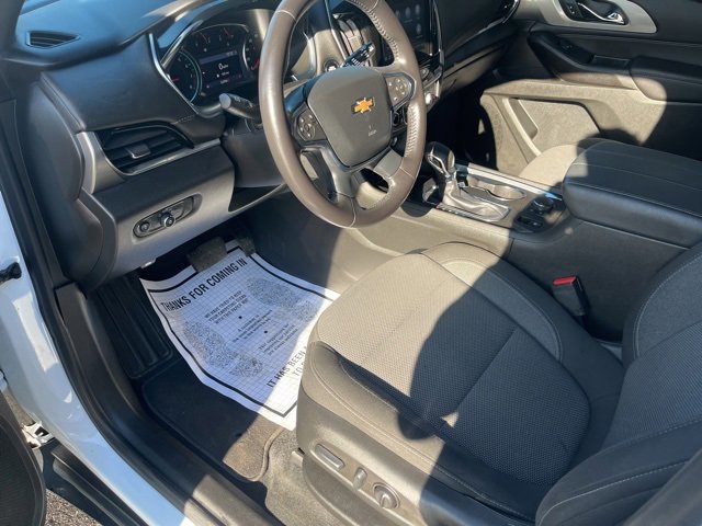 Used 2022 Chevrolet Traverse LT image 18