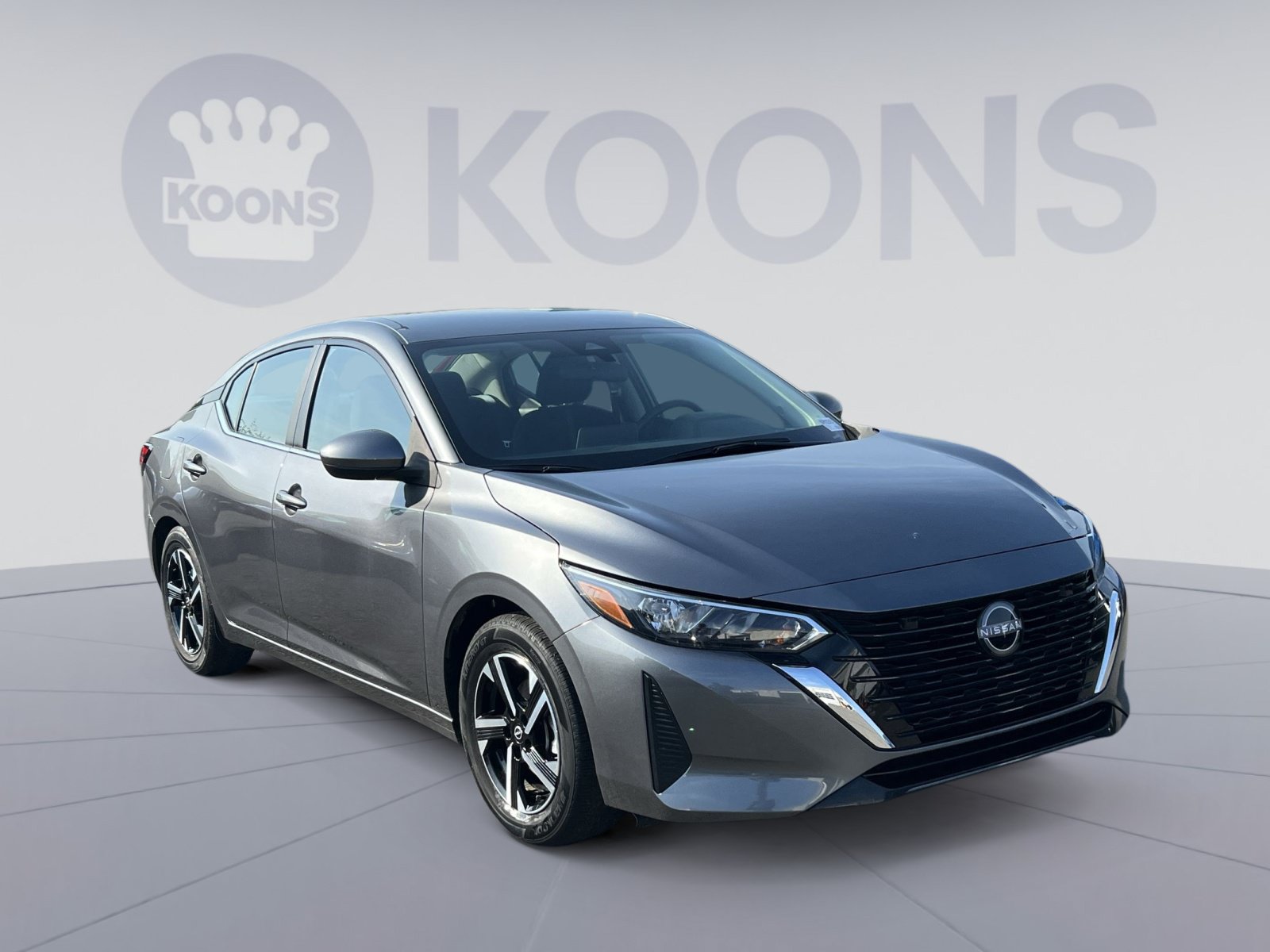 Used 2025 Nissan Sentra SV FWD image 2