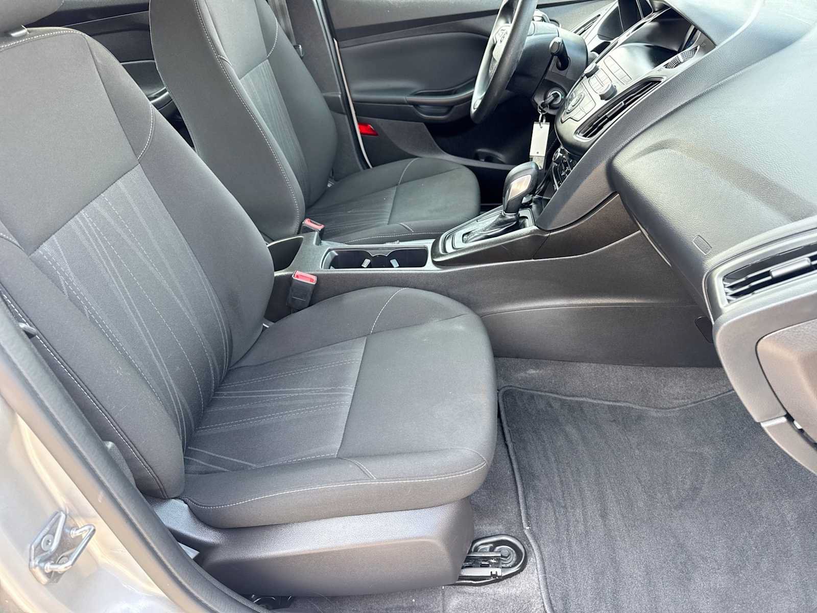 Certified 2018 Ford Focus S FWD image 20