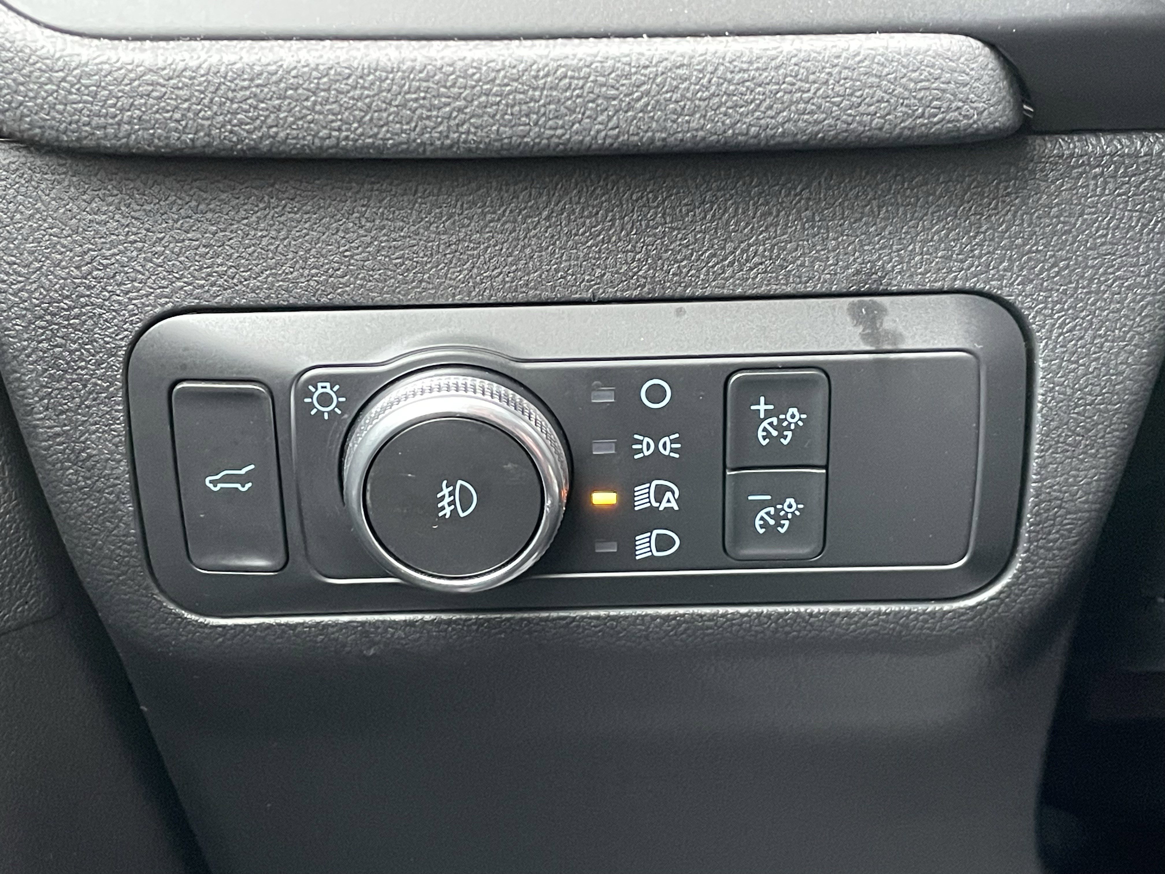 Certified 2022 Ford Escape Titanium w/ Titanium Elite Package image 27