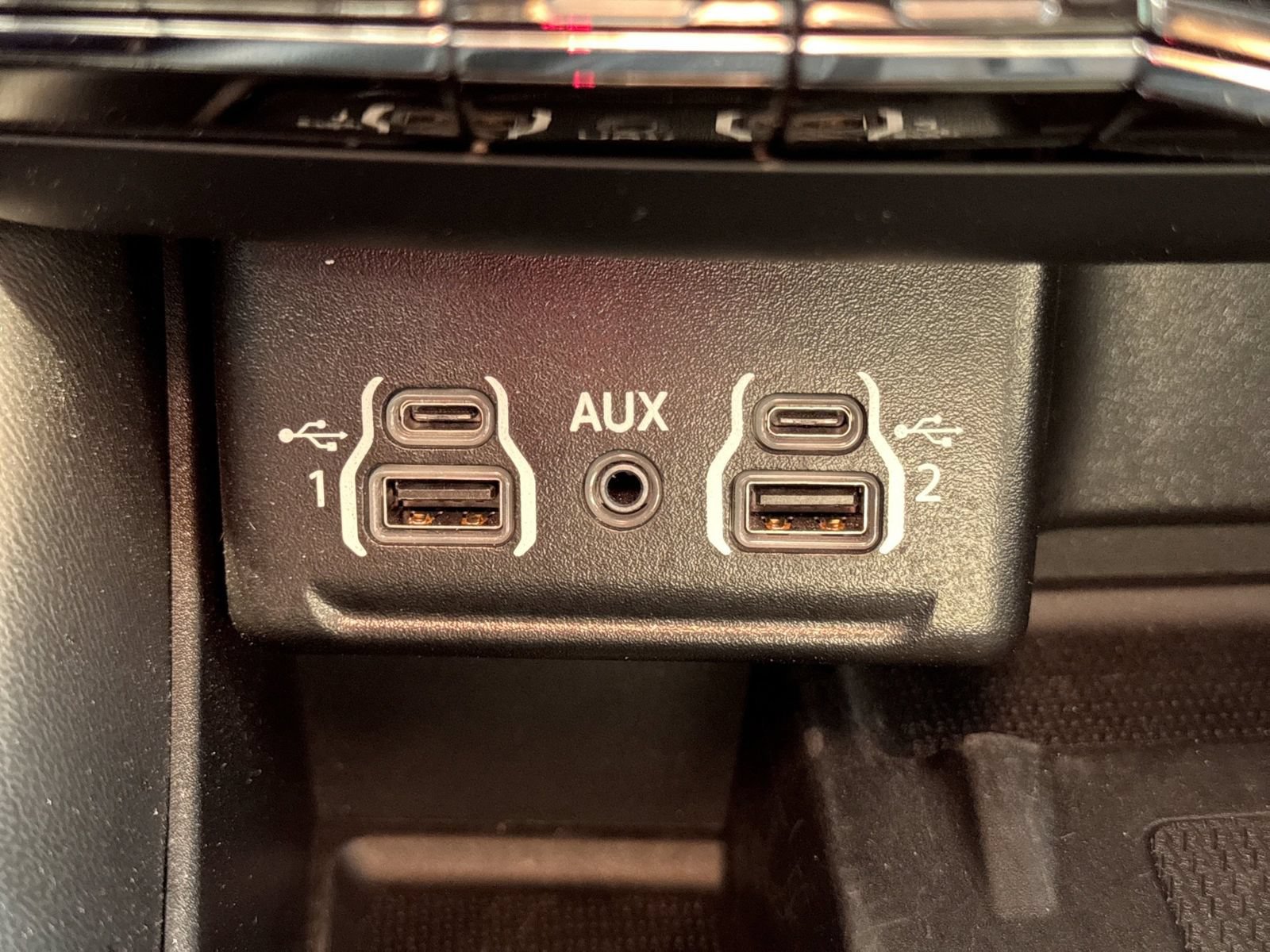 Used 2023 Dodge Durango R/T AWD/4WD image 41