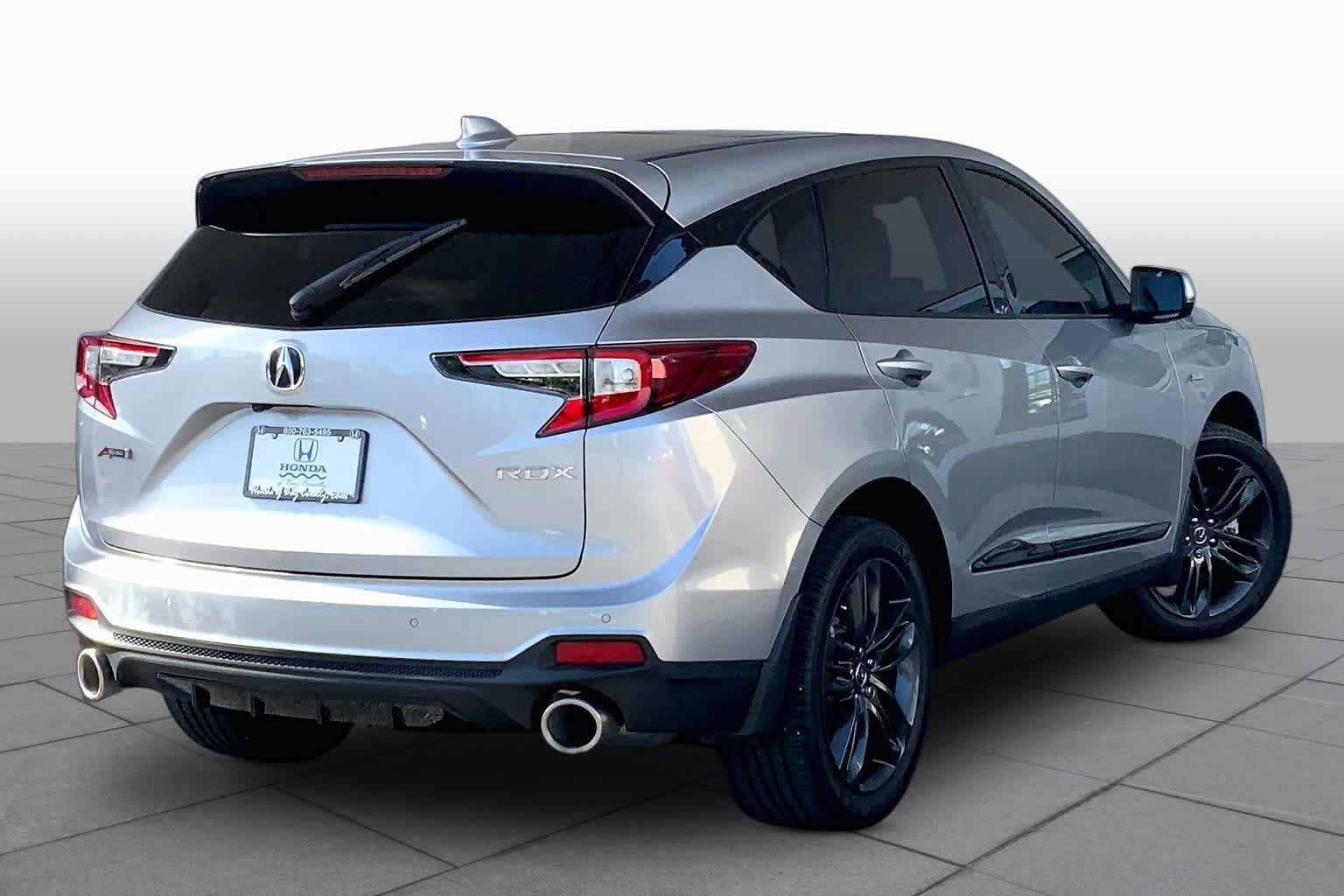 Used 2023 Acura RDX w/ Advance Package FWD image 13