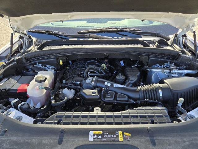 Used 2023 Jeep Grand Cherokee Limited AWD/4WD image 29
