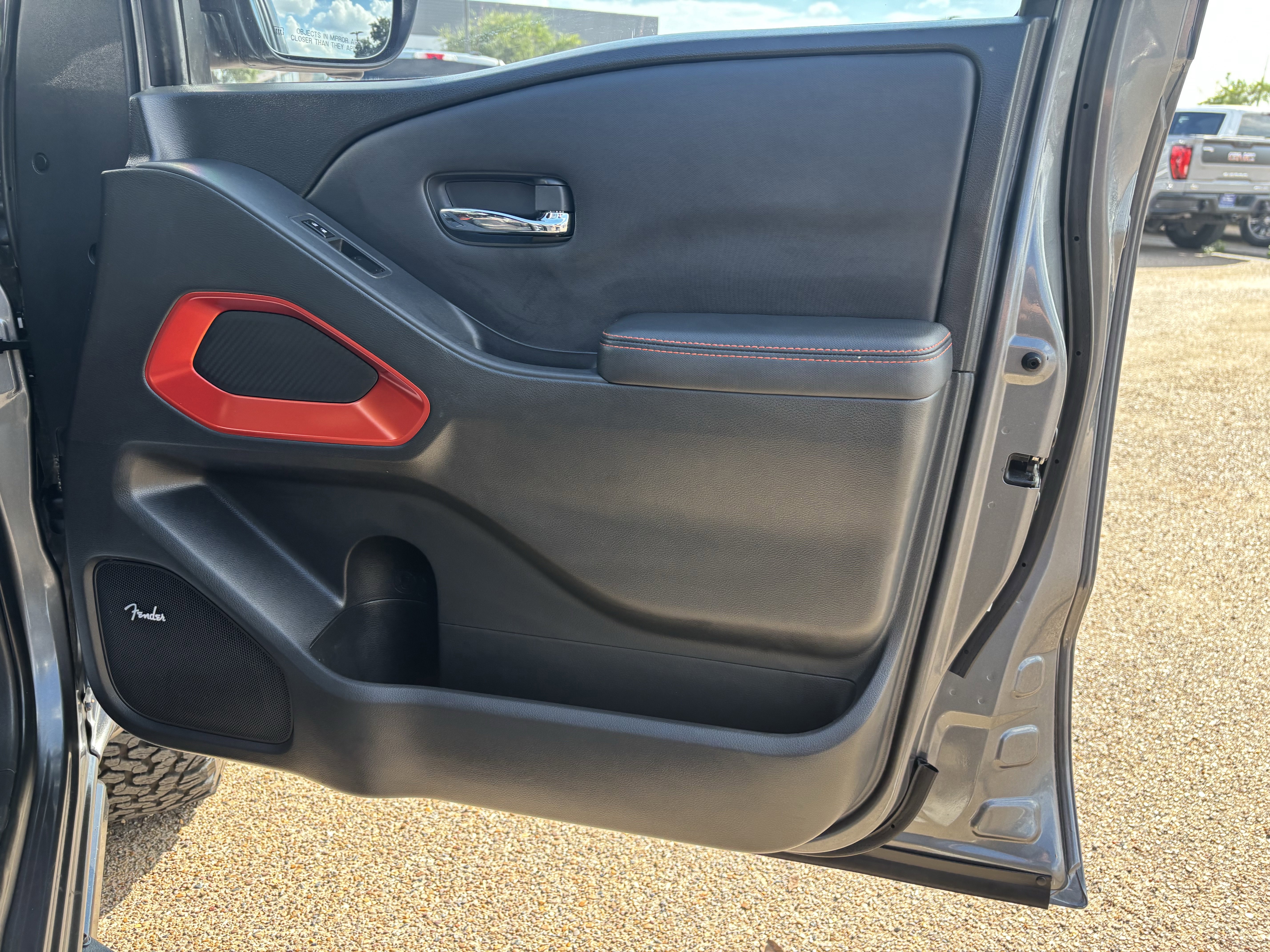 Used 2023 Nissan Frontier Pro-X w/ Pro-X Premium Package image 22