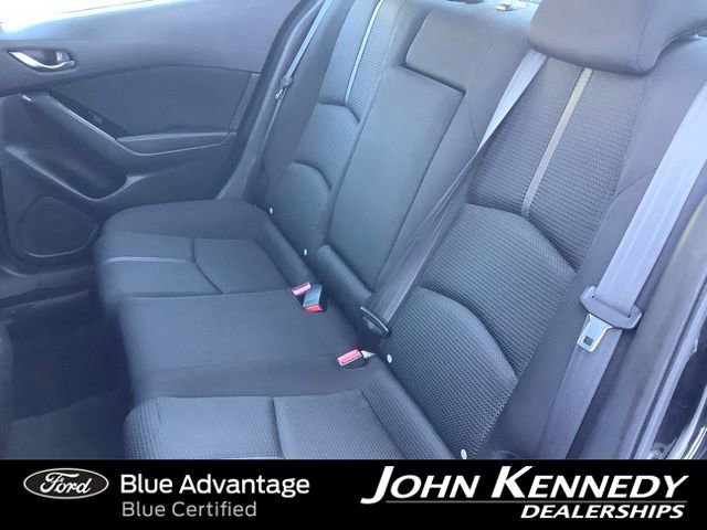 Used 2018 MAZDA MAZDA3 Sport w/ Preferred Equipment Package image 30