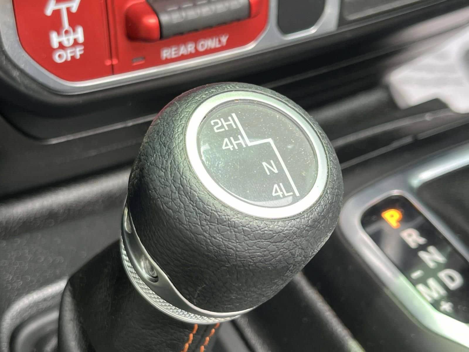 Used 2021 Jeep Gladiator Mojave AWD/4WD image 28