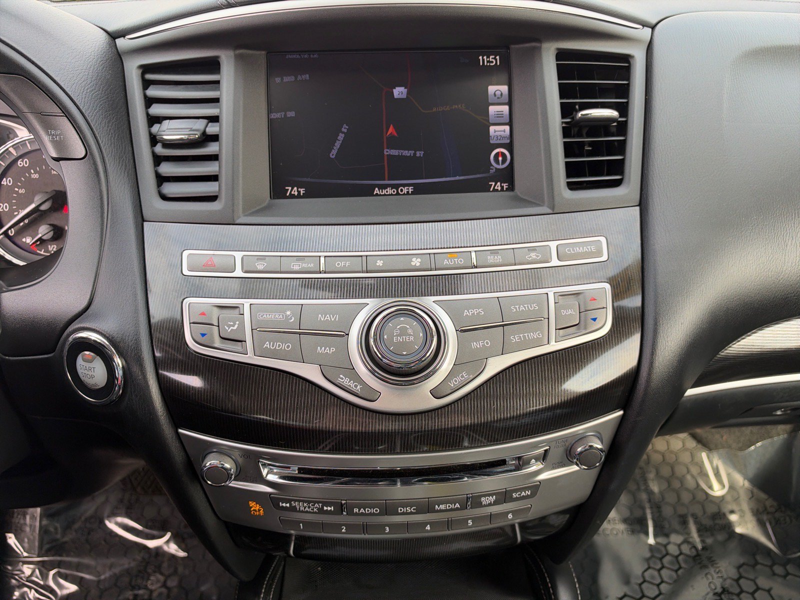Used 2017 INFINITI QX60 Luxe w/ Premium Plus Package AWD/4WD image 29