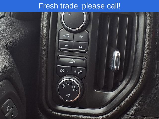 Used 2021 Chevrolet Silverado 1500 Custom Trail Boss AWD/4WD image 18