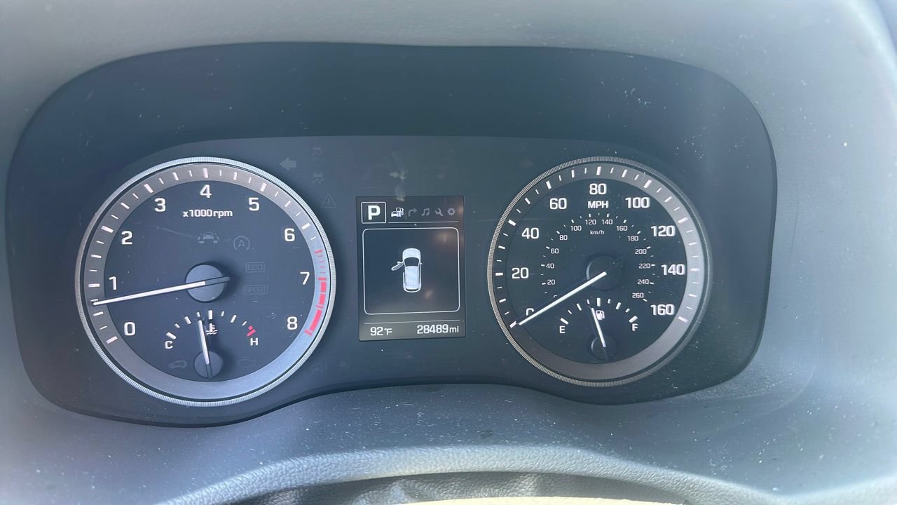 Used 2018 Hyundai Tucson Limited AWD/4WD image 4