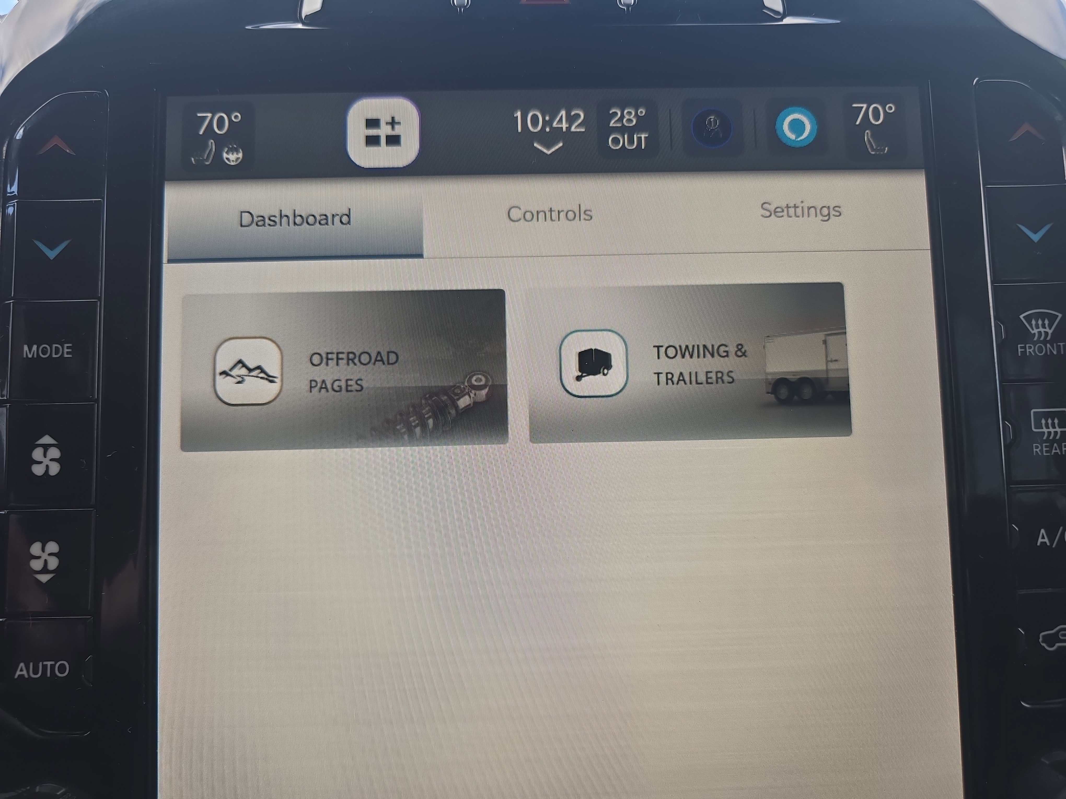 Used 2024 RAM 2500 Laramie image 32