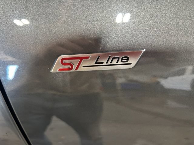 Certified 2025 Ford Escape ST-Line Select AWD/4WD image 31
