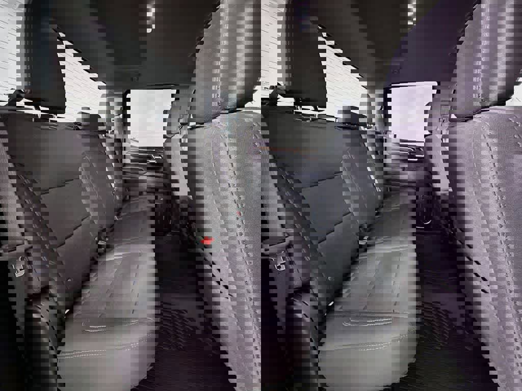 Used 2024 Chevrolet Silverado 1500 RST w/ Z71 Off-Road Package image 31