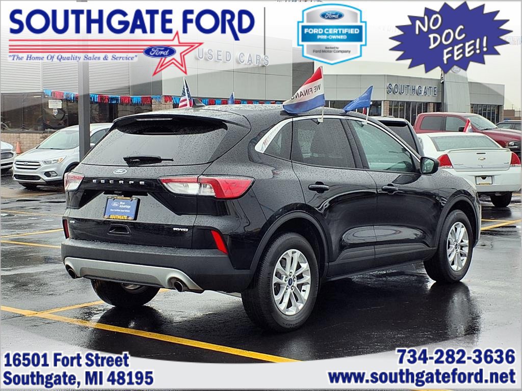 Certified 2022 Ford Escape SE image 4