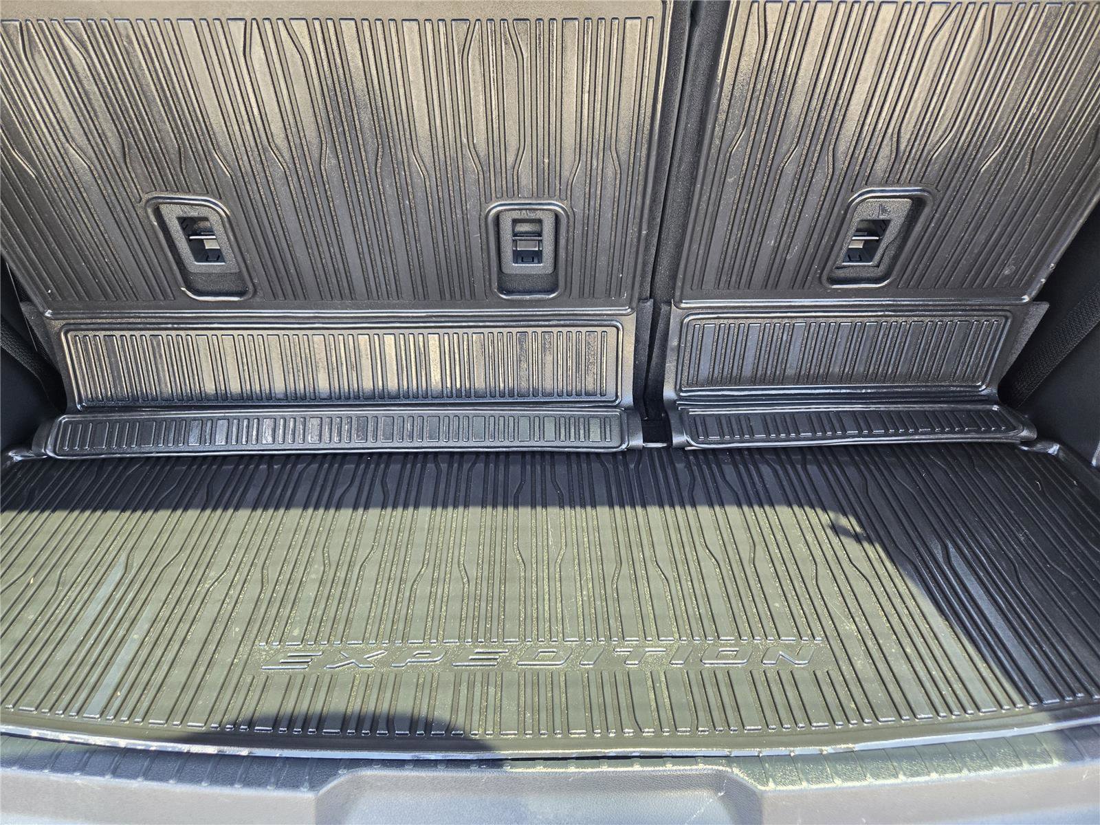 Certified 2022 Ford Expedition Platinum RWD image 31