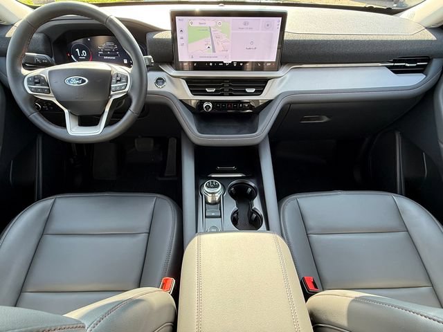Certified 2025 Ford Explorer Active w/ Active Comfort Package AWD/4WD image 26