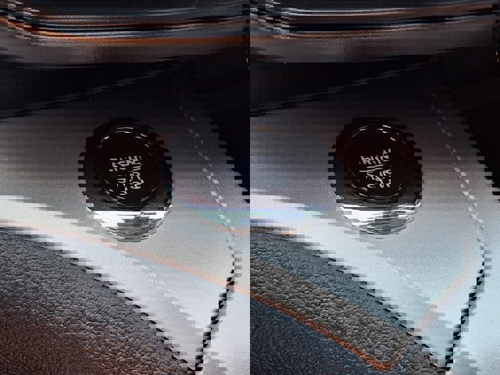 Certified 2023 Ford Explorer XLT image 23