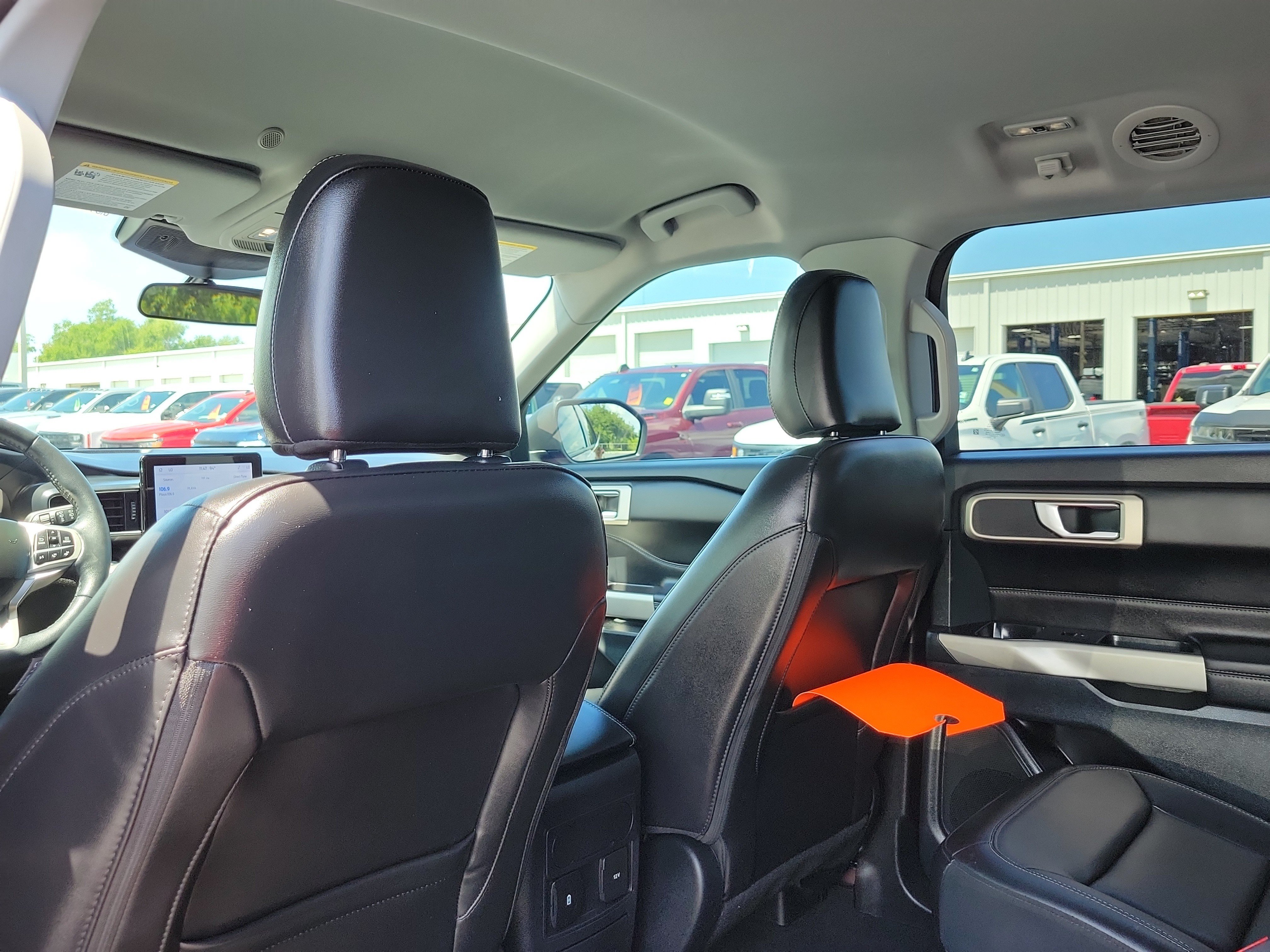 Certified 2023 Ford Explorer XLT w/ Equipment Group 202A RWD image 14