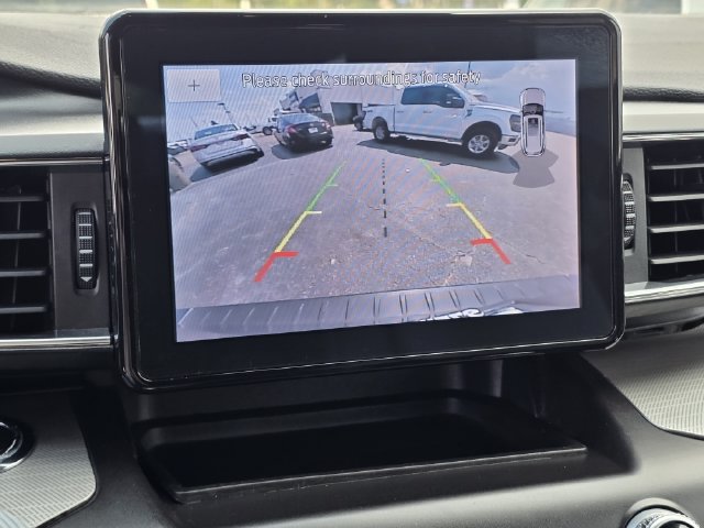 Certified 2020 Ford Explorer XLT w/ Equipment Group 202A RWD image 10