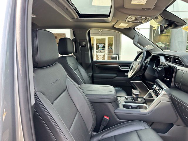 Used 2025 GMC Sierra 1500 Denali w/ Denali Reserve Package AWD/4WD image 55
