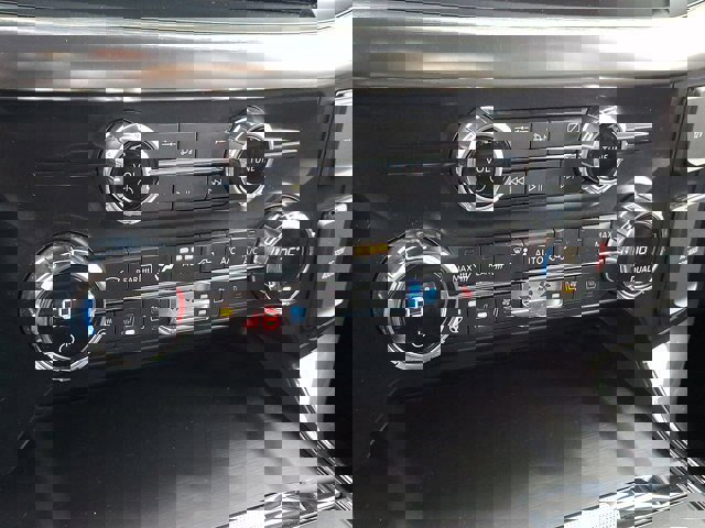 Certified 2021 Ford F150 Lariat w/ Equipment Group 502A High image 15