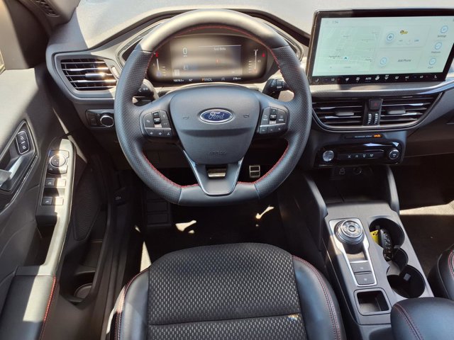 Certified 2024 Ford Escape ST-Line w/ Tech Pack #1 AWD/4WD image 6