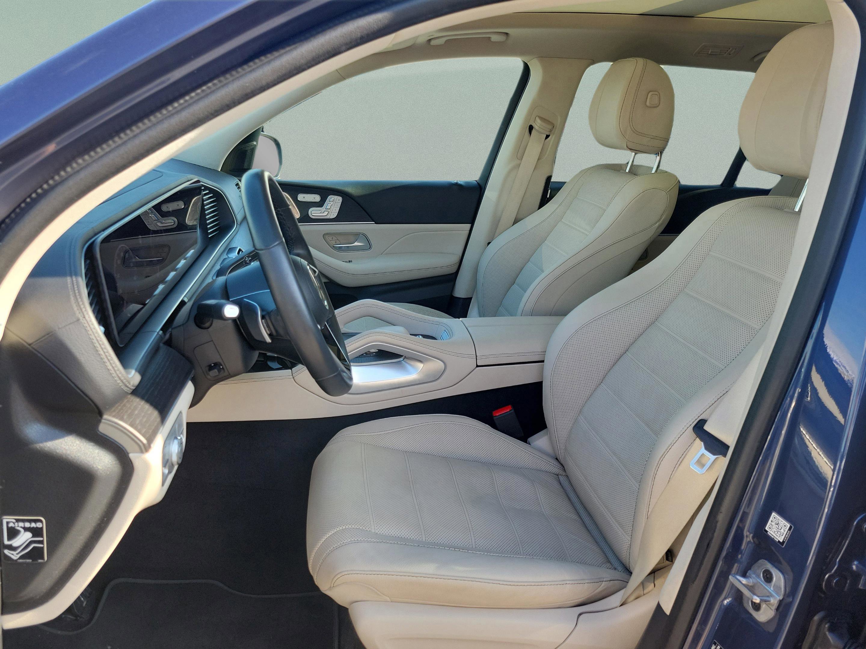 Used 2024 Mercedes-Benz GLS 450 4MATIC image 8