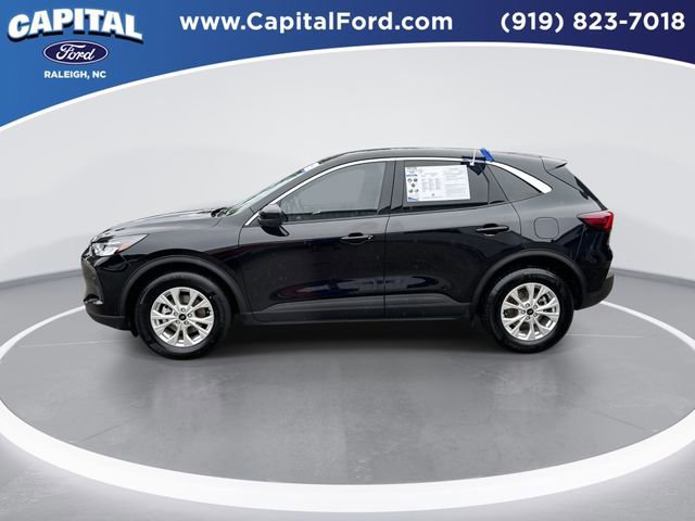 Certified 2023 Ford Escape Active w/ Tech Pack #2 image 3