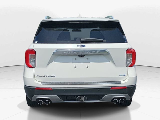 Certified 2020 Ford Explorer Platinum w/ Premium Technology Package AWD/4WD image 4