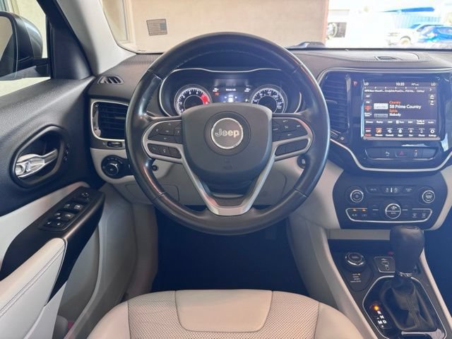 Used 2020 Jeep Cherokee Limited w/ Advanced Safety Group AWD/4WD image 15