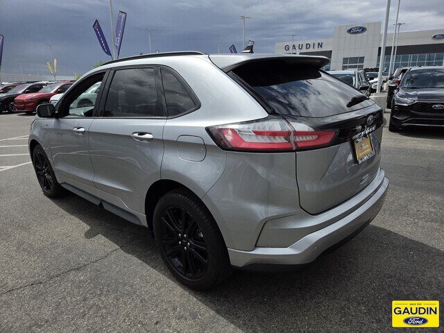 Certified 2023 Ford Edge ST-Line AWD/4WD image 5