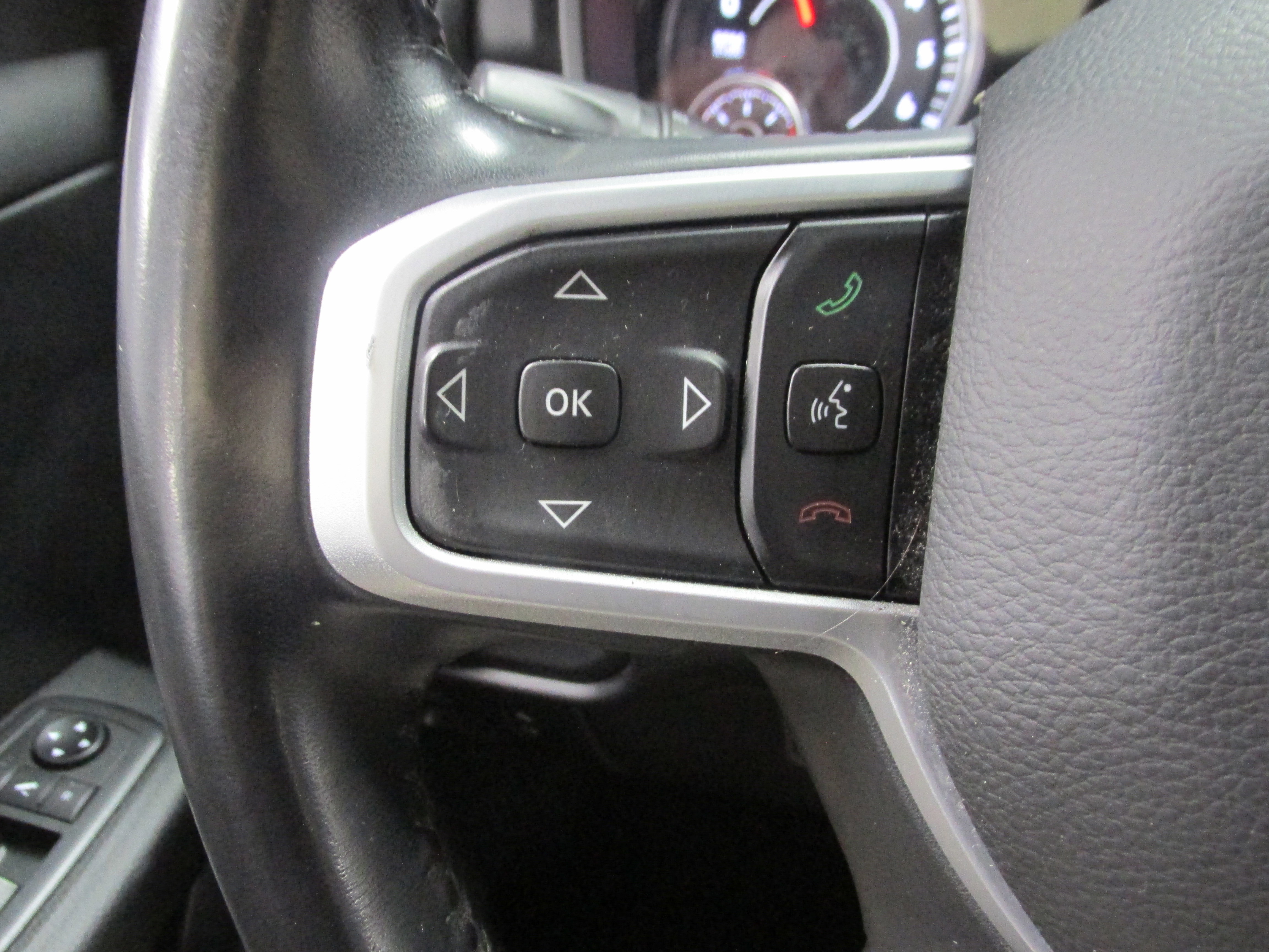 Used 2020 RAM 1500 Big Horn image 33