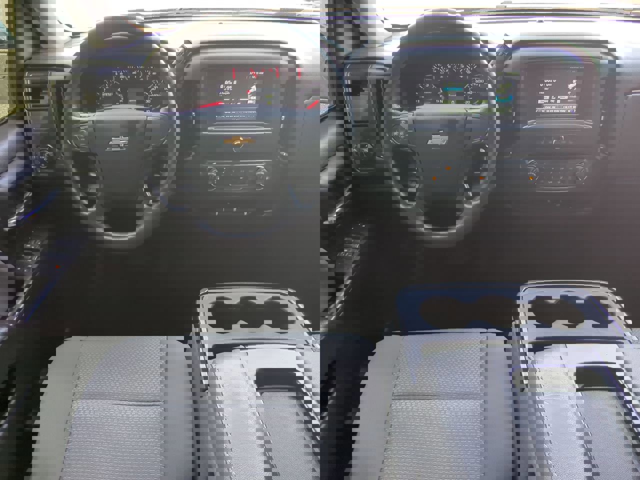 Used 2018 Chevrolet Silverado 1500 Custom w/ Custom Value Package image 14