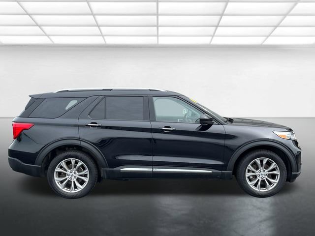 Certified 2022 Ford Explorer Limited AWD/4WD image 3