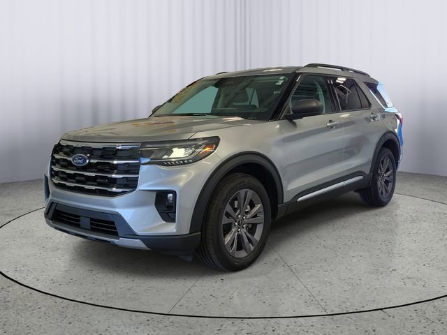 Certified 2025 Ford Explorer Active w/ Active Comfort Package AWD/4WD image 4