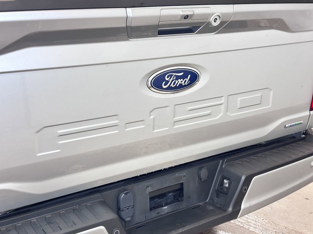Certified 2022 Ford F150 XLT w/ Equipment Group 302A High image 17