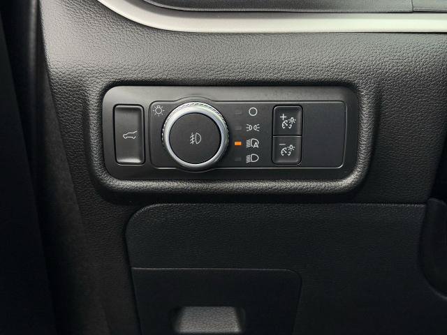 Certified 2022 Ford Explorer XLT w/ Equipment Group 202A RWD image 24