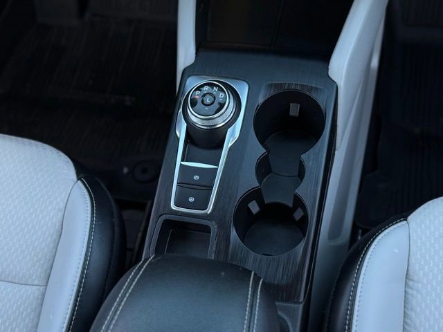 Certified 2025 Ford Escape SE image 28