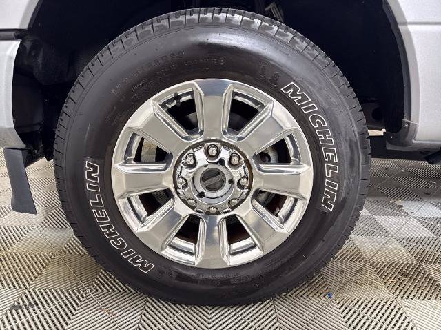 Certified 2020 Ford F250 Platinum w/ FX4 Off-Road Package AWD/4WD image 9