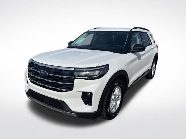 Certified 2025 Ford Explorer Active w/ Active Comfort Package RWD image 3
