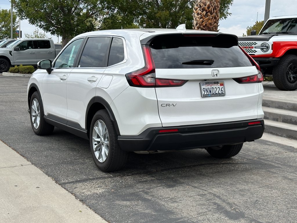 Used 2025 Honda CR-V EX-L image 4