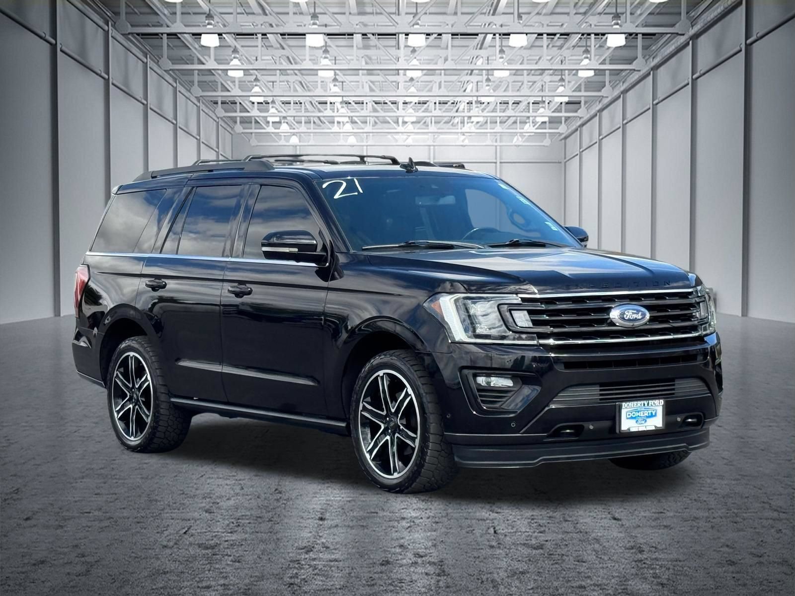 Certified 2020 Ford Expedition Limited w/ Equipment Group 303A AWD/4WD image 4