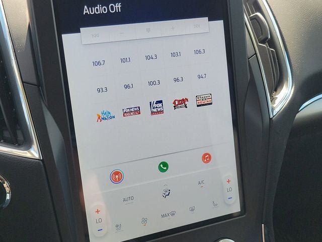 Certified 2024 Ford Edge Titanium AWD/4WD image 14