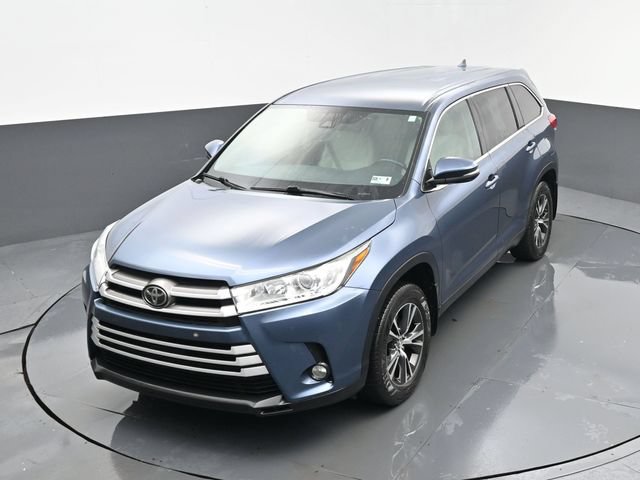 Used 2019 Toyota Highlander Plus AWD/4WD image 21