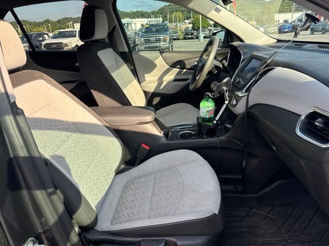 Used 2022 Chevrolet Equinox LS w/ LS Convenience Package FWD image 18