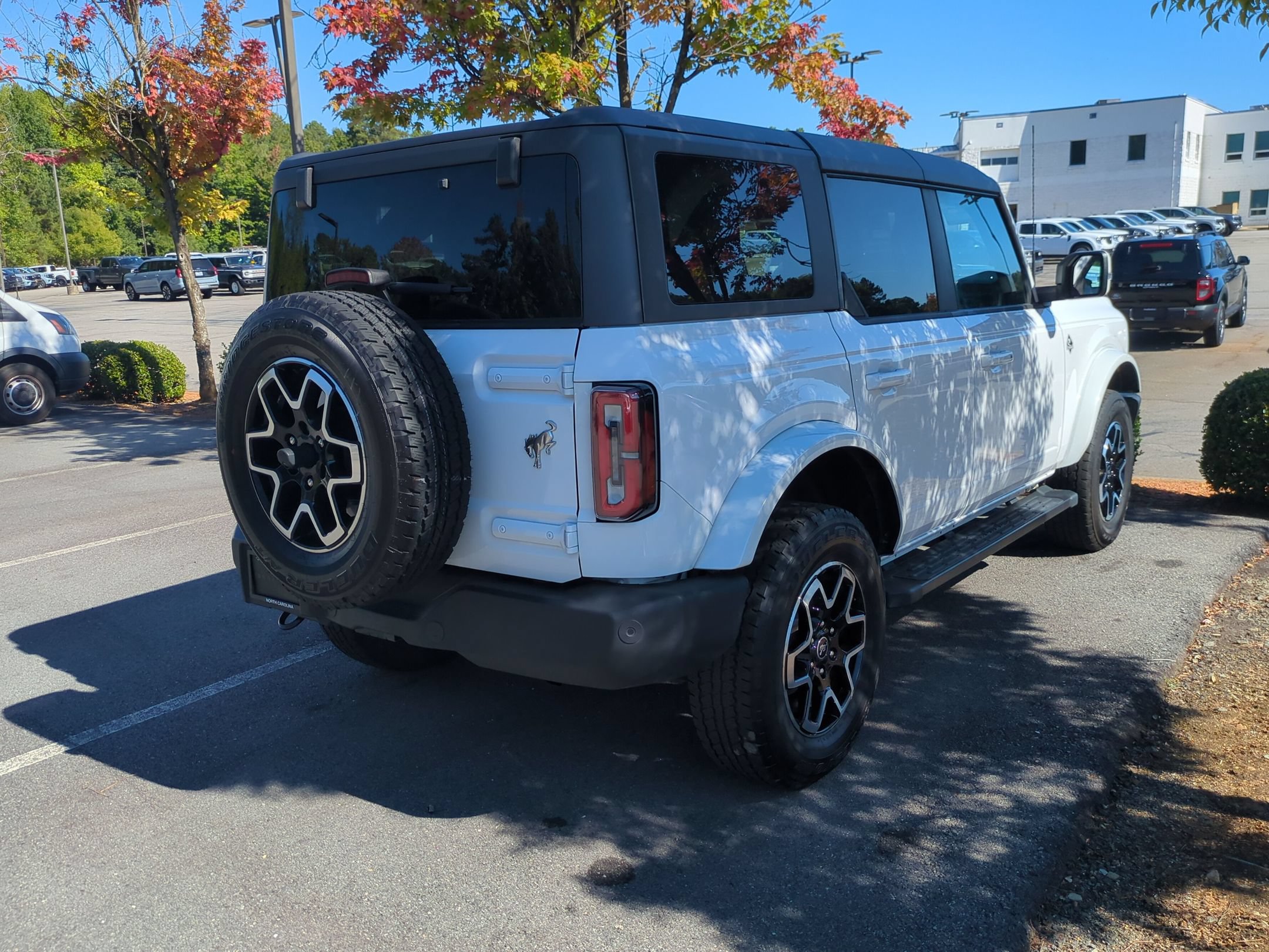 Certified 2024 Ford Bronco Outer Banks AWD/4WD image 3