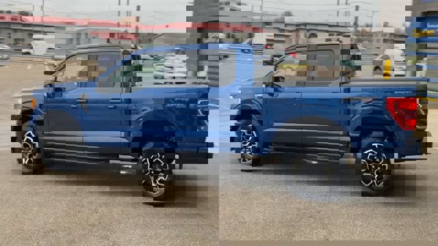 Certified 2022 Ford F150 XLT w/ Equipment Group 302A High image 7