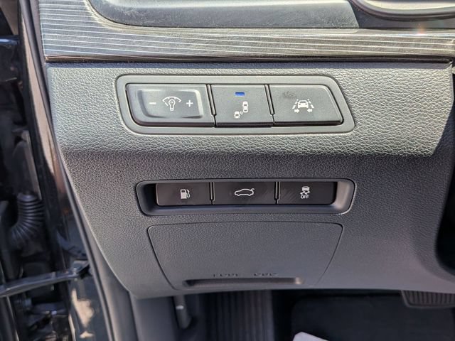 Used 2018 Hyundai Sonata Limited w/ Limited Ultimate Package 03 FWD image 16