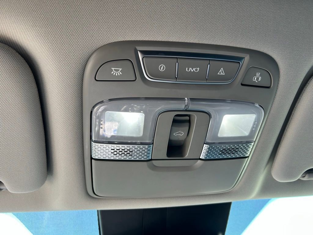 Used 2022 Kia Telluride S image 32